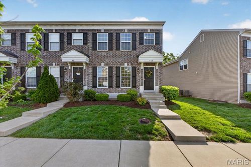 463 Wild Oak Dr, O Fallon, MO, 63368-7467 | Card Image