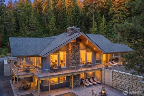 92 Broken O Ln, Leavenworth, WA, 98826-7517 | Card Image