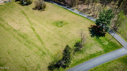 575 Sugar Hollow Rd, Piney Flats, TN, 37686-3126 | Card Image