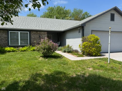 2102 Yosemite Dr, Lebanon, IN, 46052-3146 | Card Image
