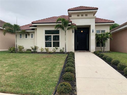 1304 W Gran Via St, Pharr, TX, 78577-6721 | Card Image