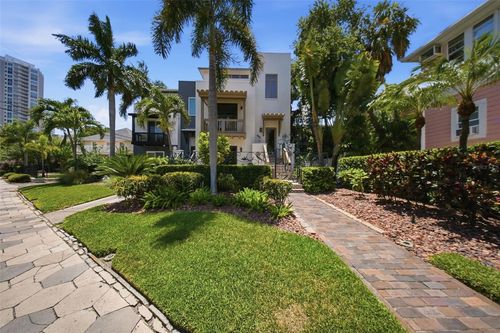 650 Beach Dr Ne, ST PETERSBURG, FL, 33701-2617 | Card Image