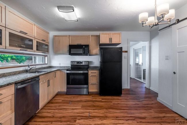 1611 Englewood Dr, House other with 3 bedrooms, 2 bathrooms and 1 parking in Pueblo CO | Image 6
