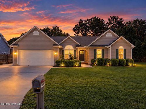 206 Winter Rd, Jacksonville, NC, 28540-8947 | Card Image
