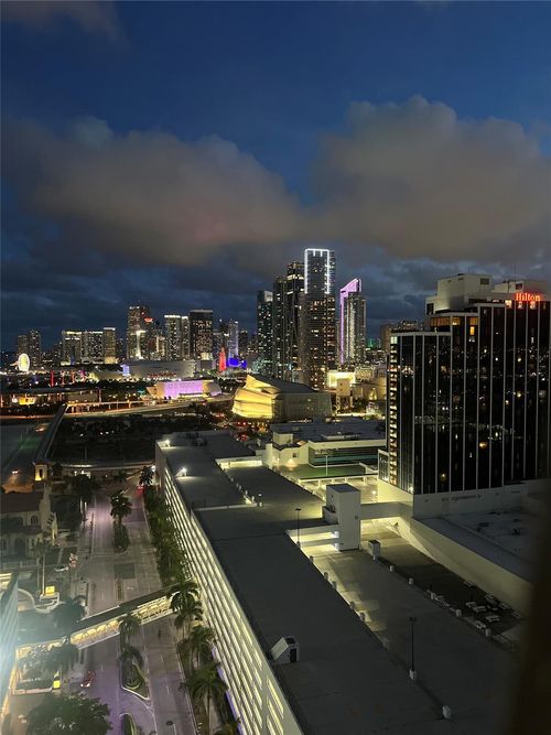 apt-2606-1750 N Bayshore Dr, Miami, FL, 33132-3210 | Card Image