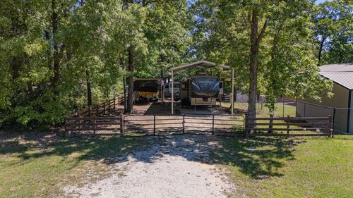 211 Acorn Ln, Pointblank, TX, 77364-4595 | Card Image