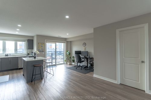 unit-45-261 Chapel Hill Dr, Kitchener, ON, N2R0S4 | Card Image