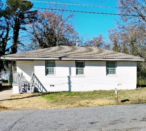 372 Second St, Forest Park, GA, 30297-2601 | Card Image