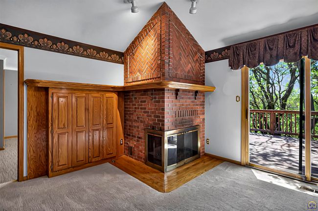 3835 Sw Wood Valley Dr, House other with 5 bedrooms, 3 bathrooms and null parking in Topeka KS | Image 10
