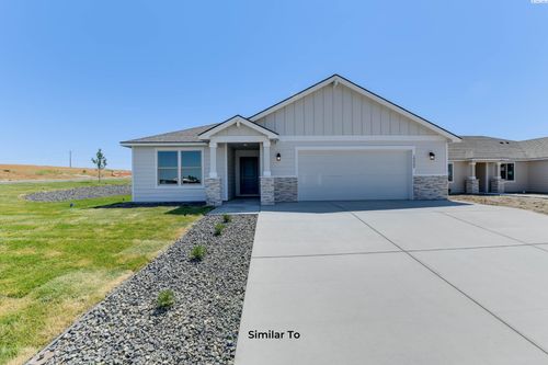 1607 Castlewood Ct, Grandview, WA, 98930 | Card Image