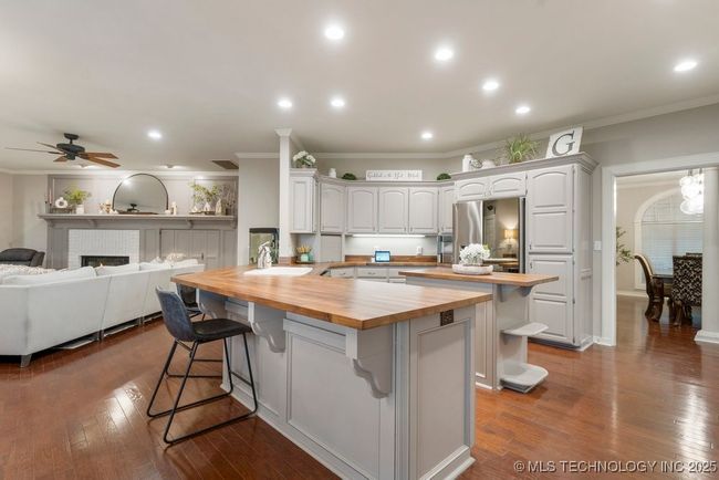 8766 Haskell Dr, House other with 4 bedrooms, 5 bathrooms and null parking in Broken Arrow OK | Image 17