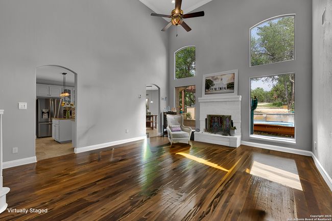 172 River Chase Dr, House other with 4 bedrooms, 3 bathrooms and null parking in New Braunfels TX | Image 10