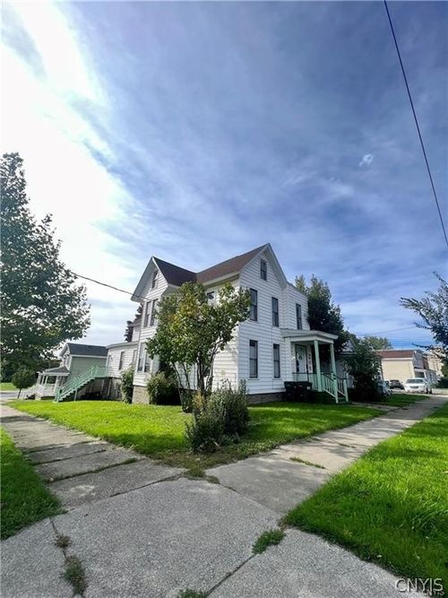 7-146 E 2nd St, Oswego, NY, 13126-2776 | Card Image