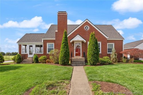 403 South St, Sellersburg, IN, 47172-1138 | Card Image