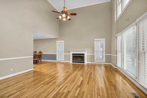 1625 Brandi Ln, Hixson, TN, 37343-5734 | Card Image