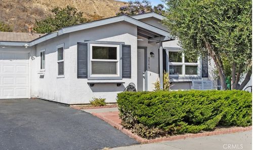 3746 Balboa Dr, Oceanside, CA, 92056-3946 | Card Image