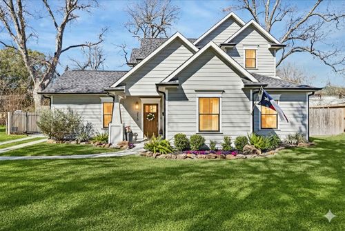 216 W 30th Street, Houston, TX, 77018 | Card Image