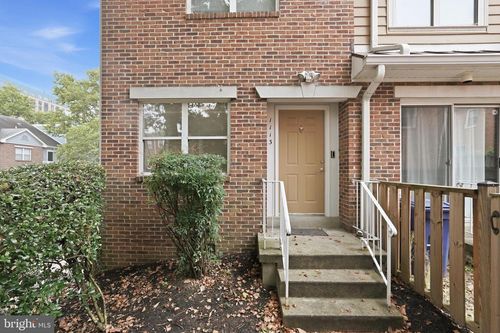 1113 N Vernon St, ARLINGTON, VA, 22201-4732 | Card Image