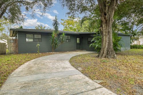 820 Glenmore Circle, Melbourne, FL, 32901 | Card Image