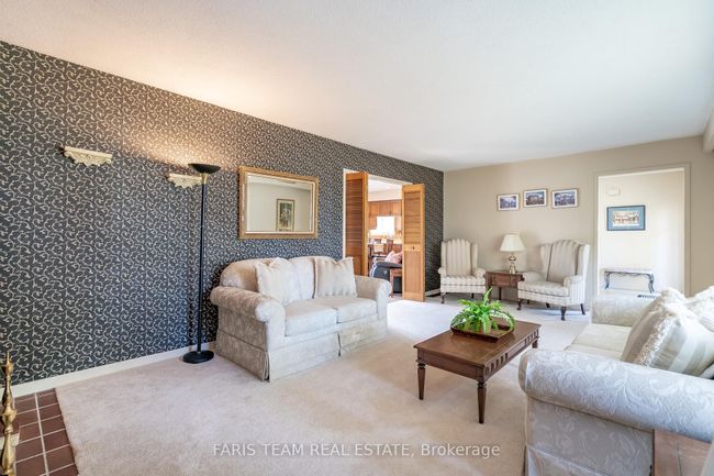 15 Lawrence Ave, House other with 4 bedrooms, 3 bathrooms and 5 parking in Minesing ON | Image 9