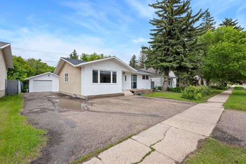 5510 45 St, Lloydminster, AB, T9V0C2 | Card Image