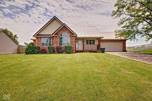 1019 Zona Dr, Rushville, IN, 46173-1094 | Card Image