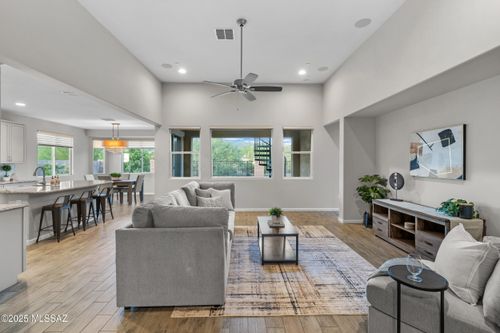 14224 N Silverleaf Ln, Marana, AZ, 85658-5101 | Card Image