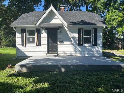 418 Jerome Ln, Cahokia, IL, 62206-2047 | Card Image