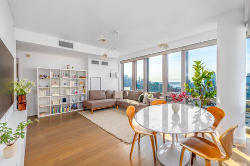 unit-3507-75 Park Ln S, Jersey City, NJ, 07310-3185 | Card Image