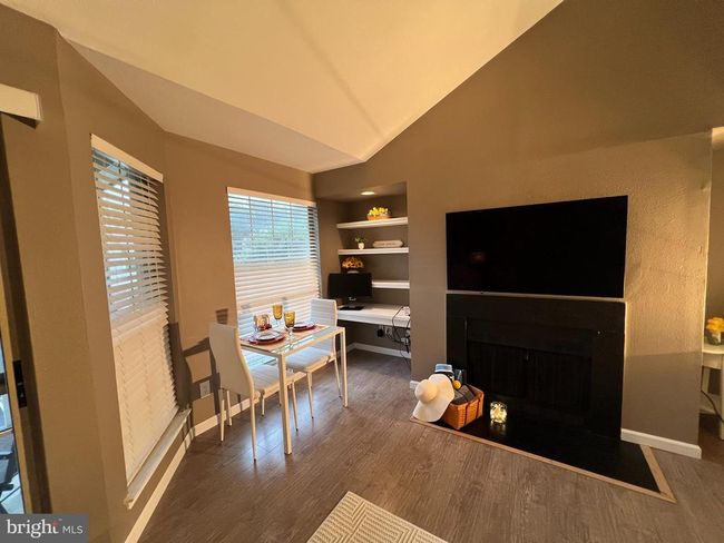 APT-1034 - 12163 Penderview Ter, Condo with 1 bedrooms, 1 bathrooms and null parking in FAIRFAX VA | Image 11
