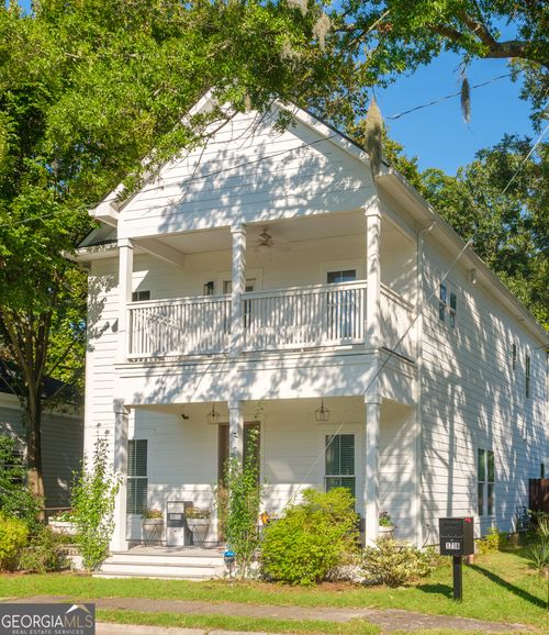 1716 Reynolds St, savannah, GA, 31401-8250 | Card Image