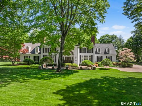 111 Golden Pond Ln, Fairfield, CT, 06824-2136 | Card Image