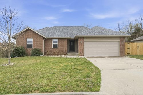 252 Maplewood Dr, Highlandville, MO, 65669-7168 | Card Image