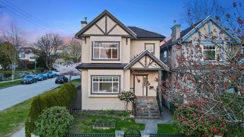 2f-8006 Cartier Street, Vancouver, BC, V6P4T5 | Card Image