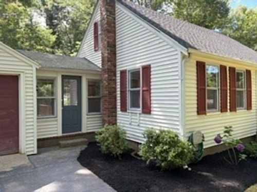 83 Woodridge Rd, Duxbury, MA, 02332-4717 | Card Image