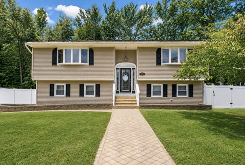 1203 Thomas Ave, OCEAN, NJ, 07712-4001 | Card Image