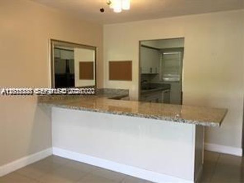 103-2431 Sw 82nd Ave, Davie, FL, 33324-5720 | Card Image
