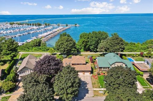 93 Westgate Park Dr, Saint Catharines, ON, L2N5X1 | Card Image