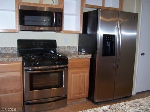 6045 Aripeka St, Henderson, NV, 89011-5005 | Card Image