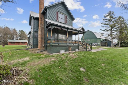 5668 Ayers Rd, Walbridge, OH, 43465-9671 | Card Image