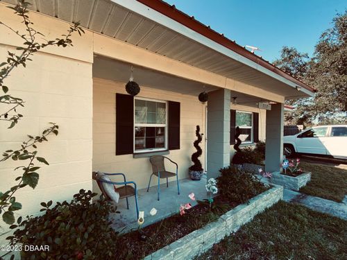 910 Lake Ave, EDGEWATER, FL, 32132-2133 | Card Image
