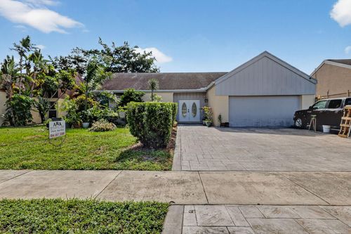 9240 S Cypress Cir, Miramar, FL, 33025-2457 | Card Image