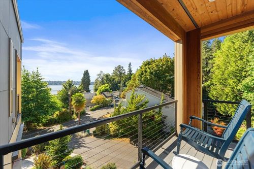 11822 Holmes Point Dr Ne, Kirkland, WA, 98034-3443 | Card Image