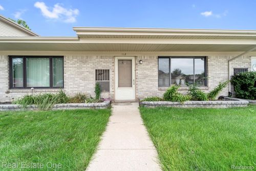 112-16076 Holz Drive, Southgate, MI, 48195 | Card Image