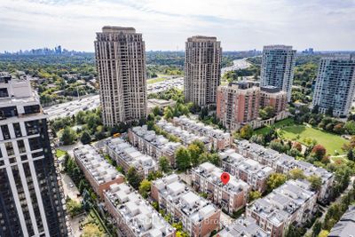 924 - 5 Everson Dr, Condo with 2 bedrooms, 1 bathrooms and 1 parking in North York ON | Image 3