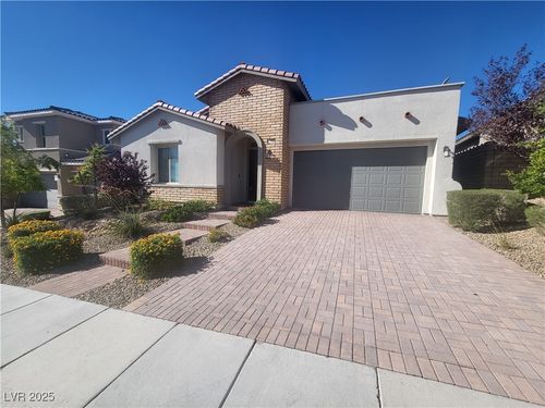 313 Castellari Dr, Las Vegas, NV, 89138-4640 | Card Image