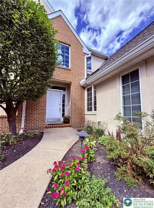 3953 W Washington Street, Allentown City, PA, 18104 | Card Image
