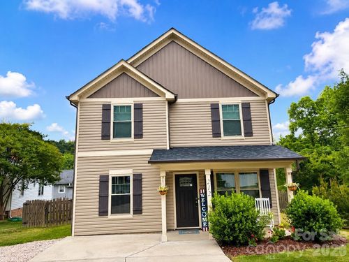 212 Old Centergrove Rd, Kannapolis, NC, 28083-4966 | Card Image