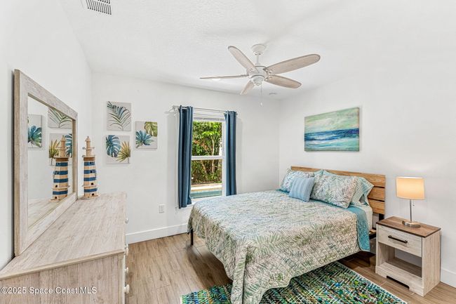 First Guest bedroom | Image 16