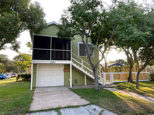 2404 55th St, Galveston, TX, 77551-5507 | Card Image